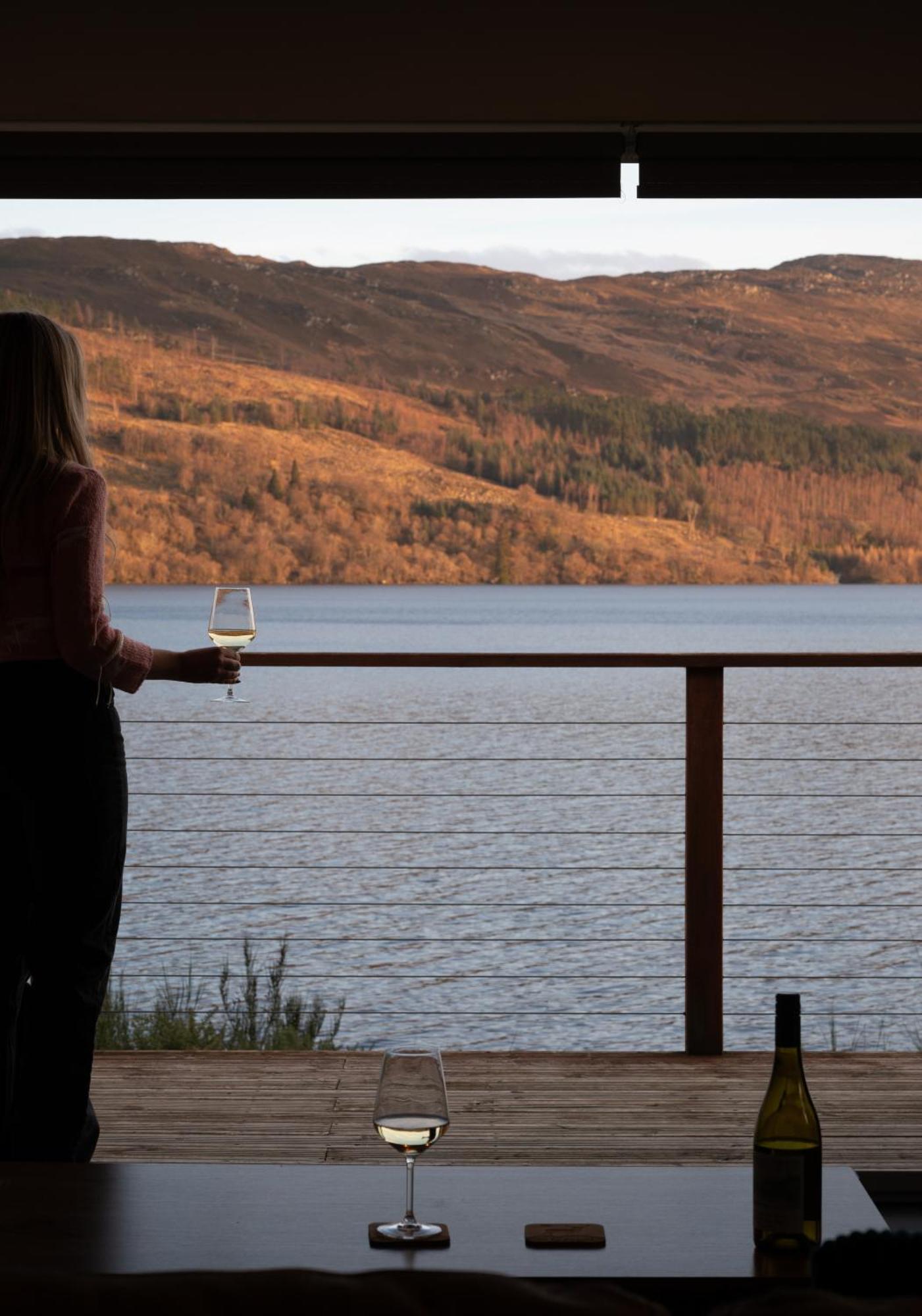 Shoreland Lodges - Holly Lodge Форт Аугустус Экстерьер фото