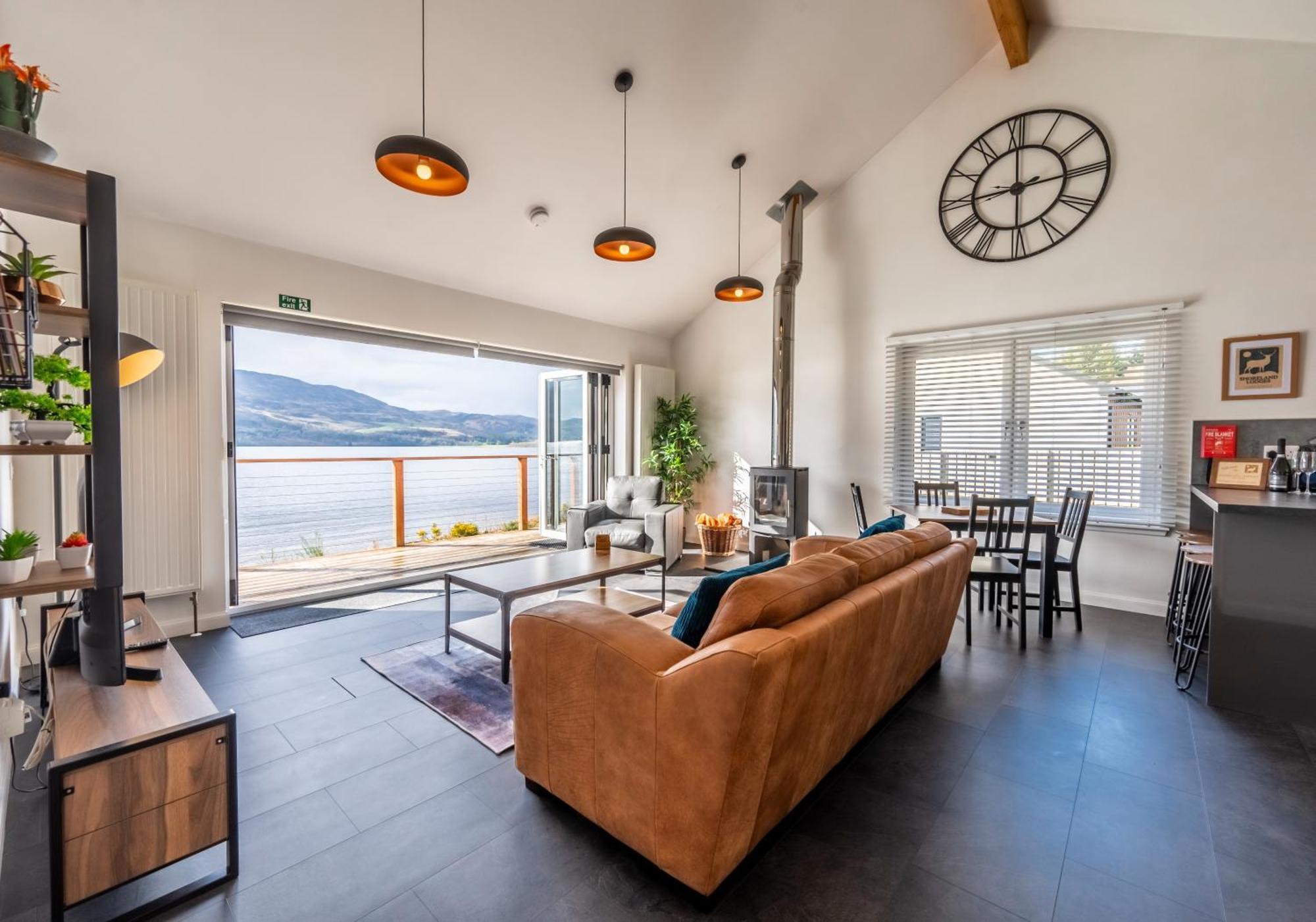 Shoreland Lodges - Holly Lodge Форт Аугустус Экстерьер фото