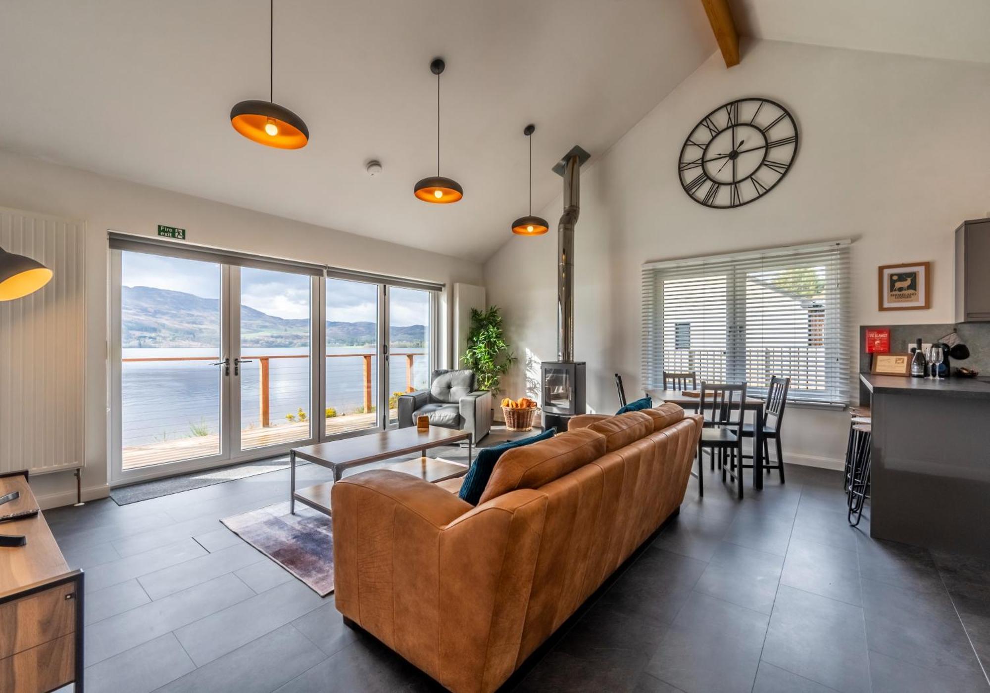 Shoreland Lodges - Holly Lodge Форт Аугустус Экстерьер фото