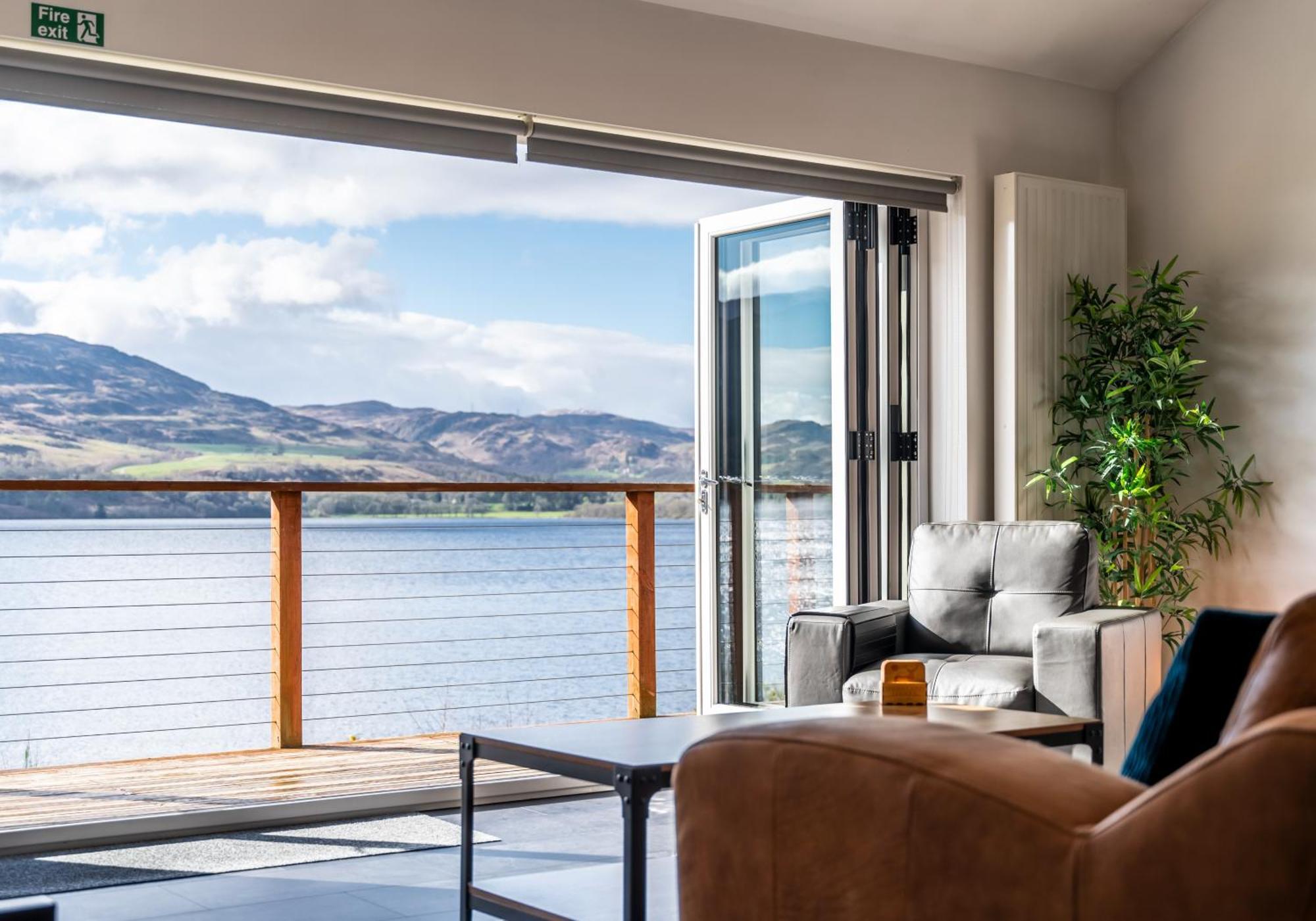 Shoreland Lodges - Holly Lodge Форт Аугустус Экстерьер фото