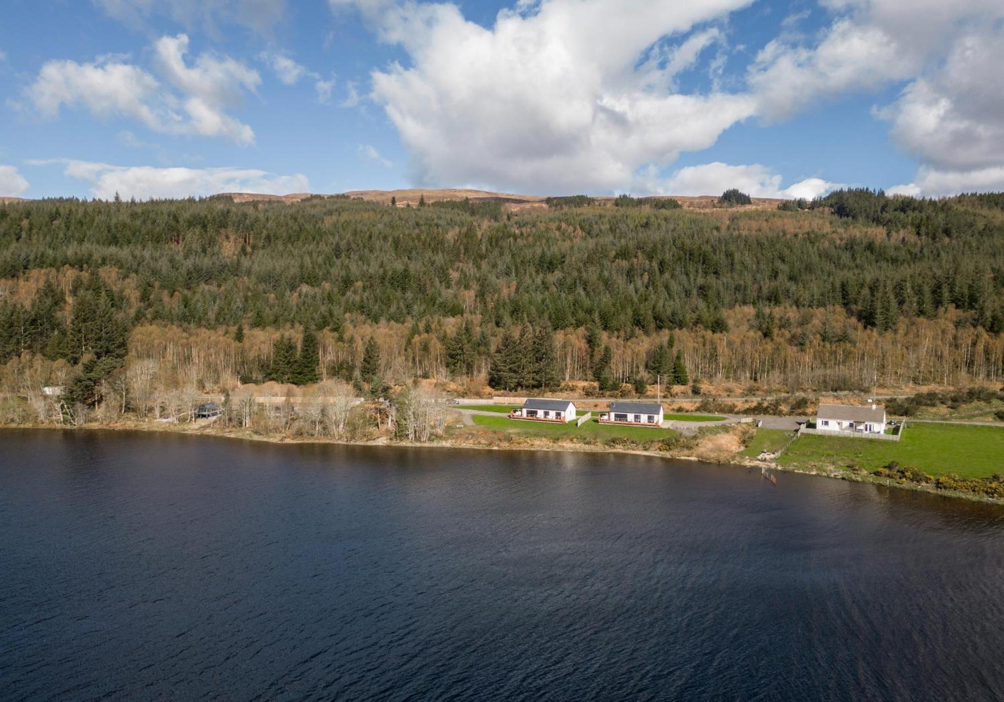 Shoreland Lodges - Holly Lodge Форт Аугустус Экстерьер фото