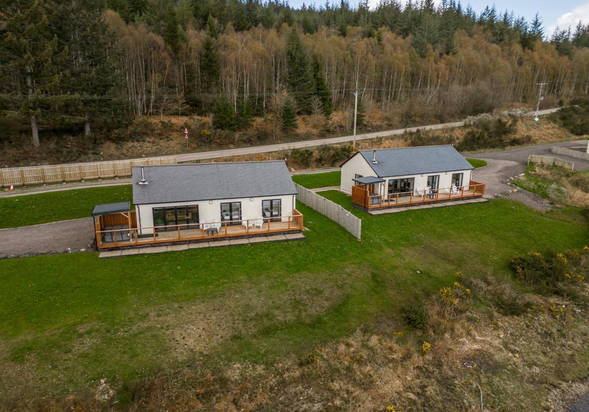 Shoreland Lodges - Holly Lodge Форт Аугустус Экстерьер фото