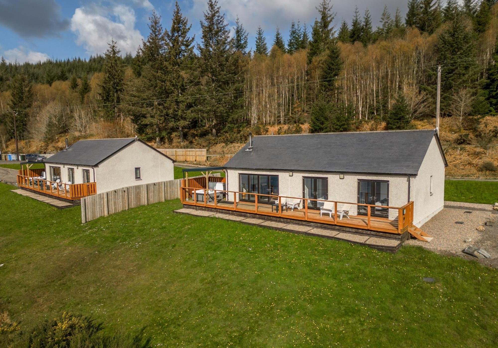 Shoreland Lodges - Holly Lodge Форт Аугустус Экстерьер фото